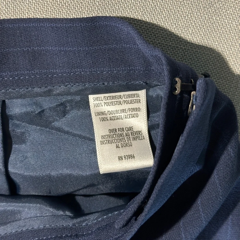 New Suit size 8 Petite Sophisticate pant suit - Picture 10 of 16